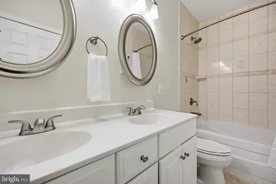 20437 Chetwood Terrace, Ashburn, VA 20147 - Photo 39