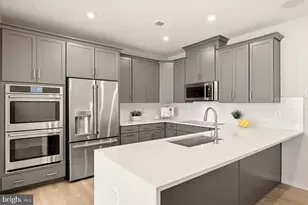 44531 Wolfhound Sq, Ashburn, VA 20147 - Photo 13