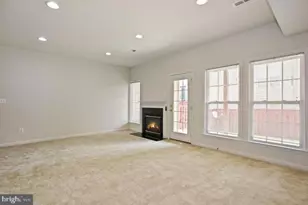 22052 Dilworth Square, Broadlands, VA 20148 - Photo 23