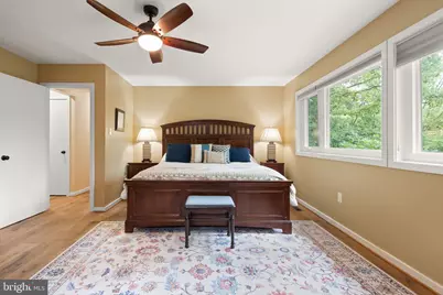 14 Wiltshire Court E, Sterling, VA 20165 - Photo 29