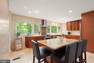 14 Wiltshire Ct E, Sterling, VA 20165 - Photo 19