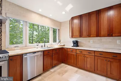 14 Wiltshire Court E, Sterling, VA 20165 - Photo 23