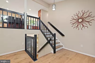 14 Wiltshire Court E, Sterling, VA 20165 - Photo 17