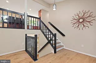 14 Wiltshire Ct E, Sterling, VA 20165 - Photo 17