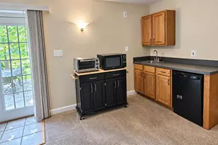 605 S Maple Ave S, Purcellville, VA 20132 - Photo 3