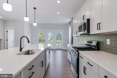 22819 Tawny Pine Square, Brambleton, VA 20148 - Photo 19