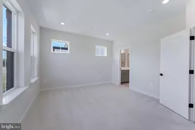 22819 Tawny Pine Square, Brambleton, VA 20148 - Photo 33