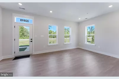 22819 Tawny Pine Square, Brambleton, VA 20148 - Photo 5
