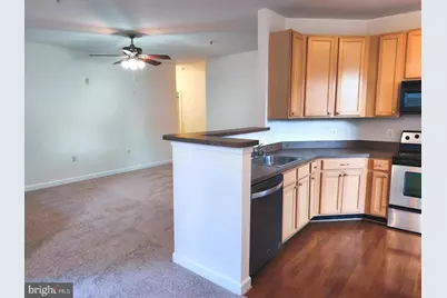 42492 Mayflower Terrace #203, Brambleton, VA 20148 - Photo 11