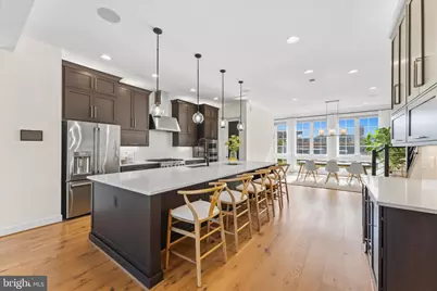 20277 Oak Bluff Drive, Ashburn, VA 20147 - Photo 11