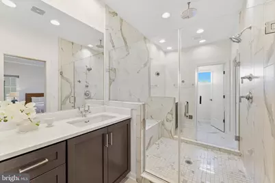 20277 Oak Bluff Drive, Ashburn, VA 20147 - Photo 25