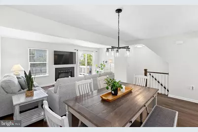 112 Hampshire Square SW, Leesburg, VA 20175 - Photo 9