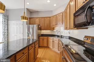 24699 Siltstone Square, Aldie, VA 20105 - Photo 9