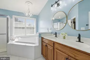 24699 Siltstone Square, Aldie, VA 20105 - Photo 13