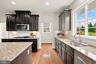 41858 Farnborough Pl, Leesburg, VA 20176 - Photo 13
