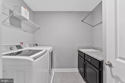 1812 Yellow Garnet Terrace SE, Leesburg, VA 20175 - Photo 35