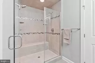 1812 Yellow Garnet Terrace SE, Leesburg, VA 20175 - Photo 29