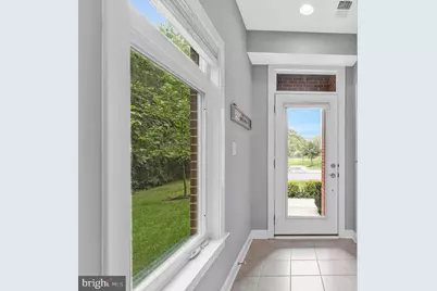 1812 Yellow Garnet Terrace SE, Leesburg, VA 20175 - Photo 5