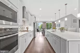 1812 Yellow Garnet Terrace SE, Leesburg, VA 20175 - Photo 13