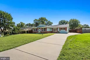 510 N Brighton Ct, Sterling, VA 20164 - Photo 41