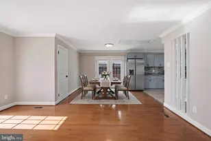 510 N Brighton Ct, Sterling, VA 20164 - Photo 13