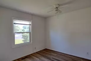 815 S Cypress Ct, Sterling, VA 20164 - Photo 55