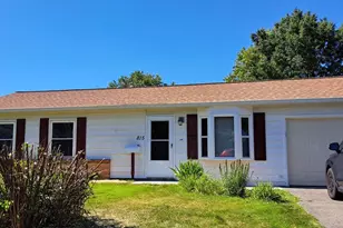 815 S Cypress Ct, Sterling, VA 20164 - Photo 1