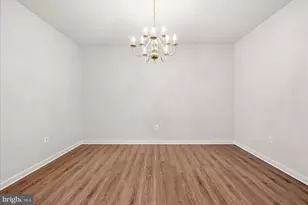 19370 Magnolia Grove Square, Leesburg, VA 20176 - Photo 11