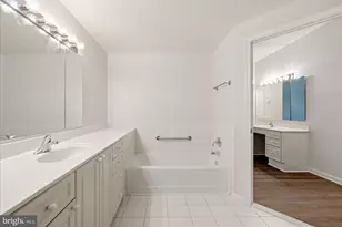 19370 Magnolia Grove Square, Leesburg, VA 20176 - Photo 39