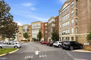 19370 Magnolia Grove Square, Leesburg, VA 20176 - Photo 1