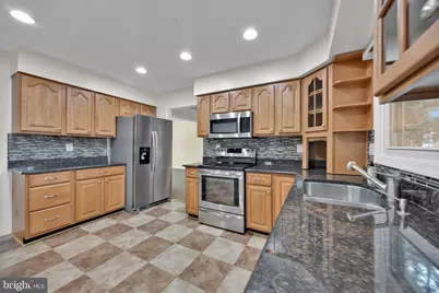 203 Markwood Drive, Sterling, VA 20165 - Photo 7