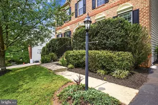 21054 Hooded Crow Dr, Leesburg, VA 20175 - Photo 3