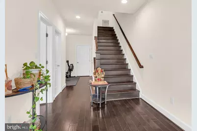42322 Sillas Square, Brambleton, VA 20148 - Photo 5