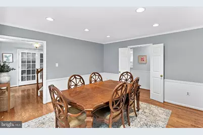 121 Regina Drive, Sterling, VA 20165 - Photo 5