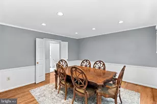 121 Regina Dr, Sterling, VA 20165 - Photo 7