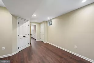 6 Bentley Dr, Sterling, VA 20165 - Photo 33