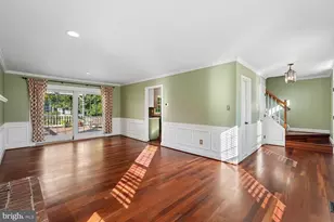 6 Bentley Dr, Sterling, VA 20165 - Photo 5