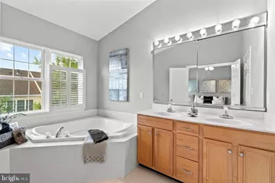 25840 Kirkwood Square, Chantilly, VA 20152 - Photo 7