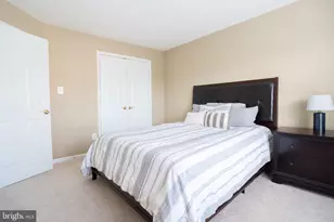 42520 Legacy Park Dr, Brambleton, VA 20148 - Photo 43