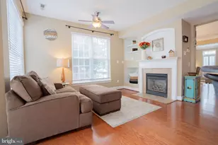 42520 Legacy Park Dr, Brambleton, VA 20148 - Photo 21