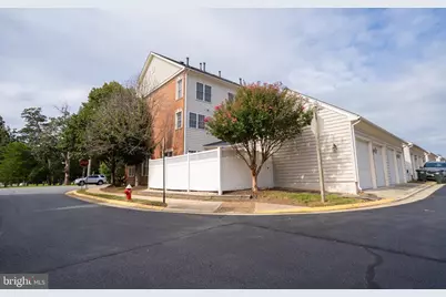 42520 Legacy Park Drive, Brambleton, VA 20148 - Photo 5