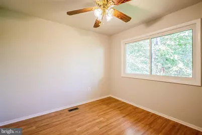 256 W Meadowland Lane, Sterling, VA 20164 - Photo 11