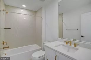 24983 Rosslare Harbour Ter, Chantilly, VA 20152 - Photo 53