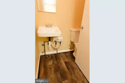 211 S King Street #B, Leesburg, VA 20175 - Photo 7