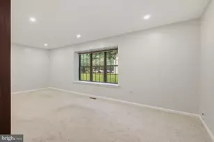34 Aldridge Ct, Sterling, VA 20165 - Photo 11