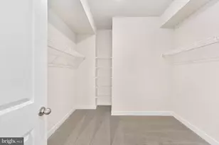 20800 Cloongee Ter, Dulles, VA 20166 - Photo 27