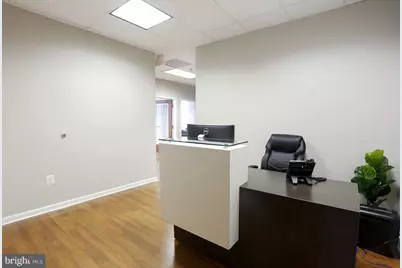 19420 Golf Vista Plaza #320, Leesburg, VA 20176 - Photo 7