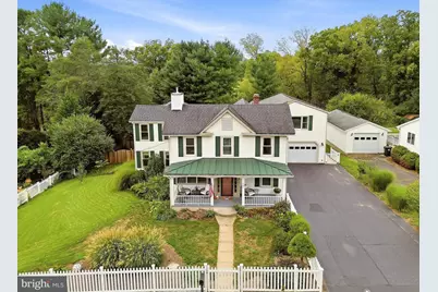 201 N 33rd Street, Purcellville, VA 20132 - Photo 1