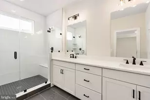 20792 Cloongee Ter, Dulles, VA 20166 - Photo 5