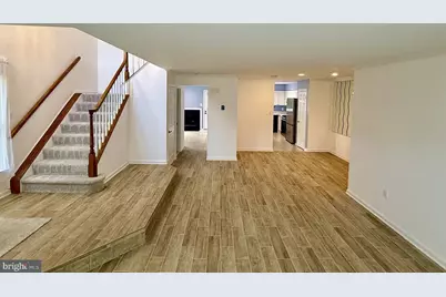 21780 Canfield Terrace, Sterling, VA 20164 - Photo 5